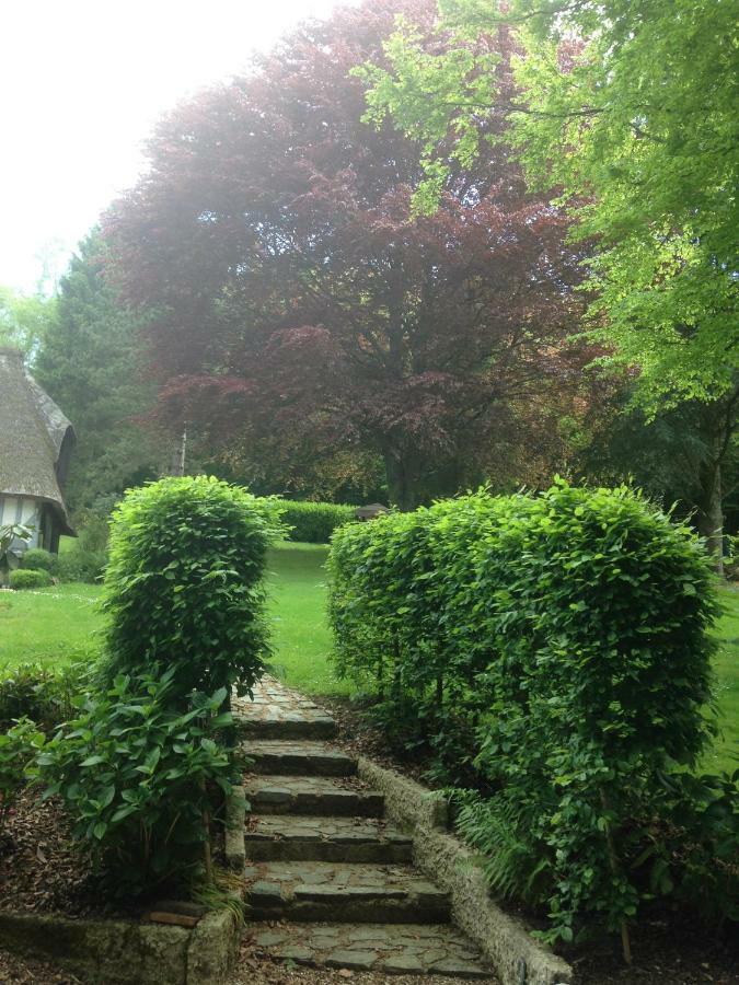 مبيت وإفطار Le Breuil-en-Auge Les Chaumieres Du Pays D'Auge المظهر الخارجي الصورة